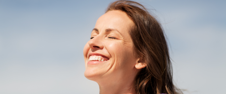 Validación emocional: la herramienta silenciosa que regula el sistema nervioso femenino